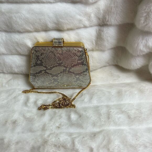 Sondra Roberts gold metallic faux snake skin box clutch with shoulder st… - Picture 2 of 9
